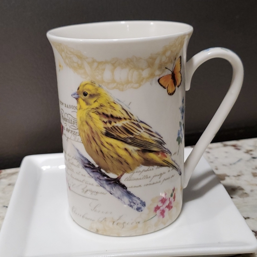 Kent Pottery Goldfinch teacup mug